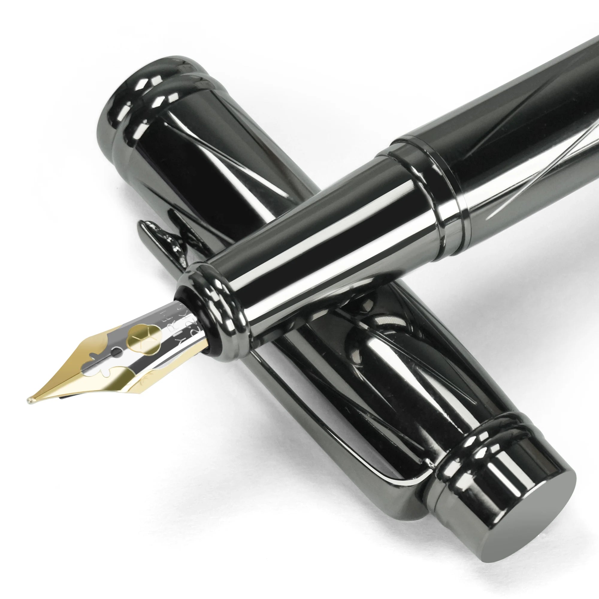 Luxury Metal Calligraphy Fountain Pen with Twist Converter for Standard Ink Medium Nib Writing